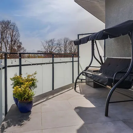 Cozy With Parking & Terrace By Renters