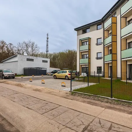 Cozy With Parking & Terrace By Renters Lejlighed